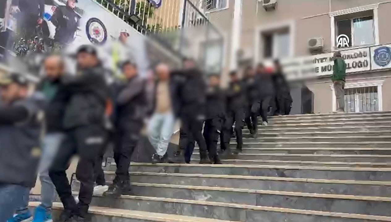sartsiz kosulsuz faizsiz kredi tuzagi 10 milyar liralik para trafigi tespit edildi Qkz19khQ.jpg